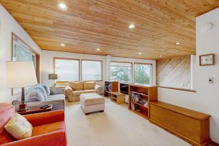 Cliffside Serenity - 1