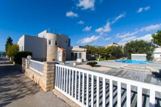 Villa Jelena Vir near beach - 9