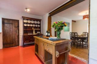 Large family home based at Westerlands Farm - 4