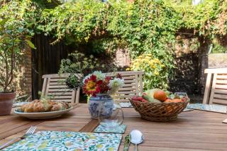 Large family home based at Westerlands Farm - 2