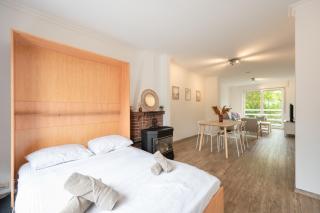 Light-Filled Apartment with Private Garden - 2