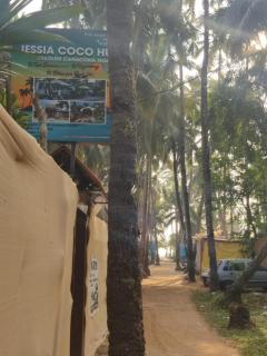 Jessia Coco Huts - 0