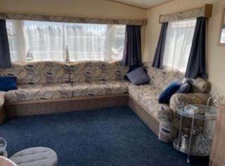 6 Berth, Pet friendly caravan with Decking - Great Yarmouth - 5