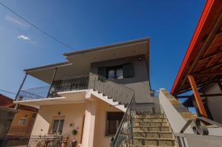 White lavender house - 5