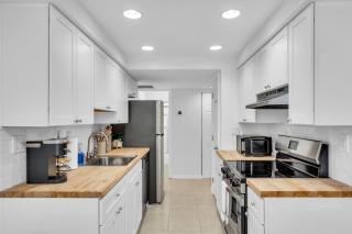 Anna Maria 2BR Condo - Walk to Beach, Dining, Pier - 5