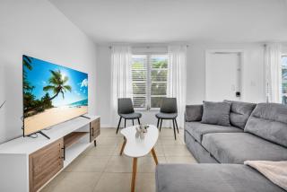 Anna Maria 2BR Condo - Walk to Beach, Dining, Pier - 9