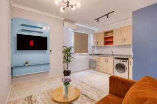 Travelholic Residence Near Mivida - 5