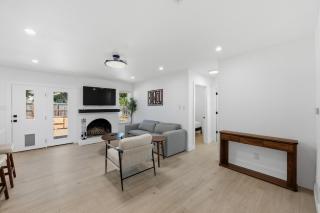 Stylish Austin 3BR and Private Pool - 3