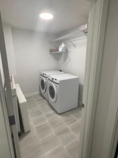 Exquisite and modern 2000sqft Home - 3