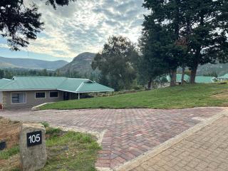 105 Clarens Golf Villa - 5