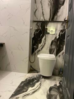 Cozy 2bed room apartment E11-3 Islamabad - 9