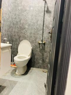 Cozy 2bed room apartment E11-3 Islamabad - 6