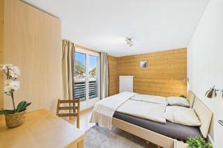 Family-friendly apartment with mountain views - 9