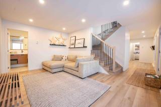 Phil Good 1219: Luxurious River View in Charlevoix - 8