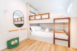 Phil Good 1219: Luxurious River View in Charlevoix - 1