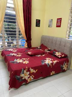 Wan Z Homestay Pasir Mas - 1