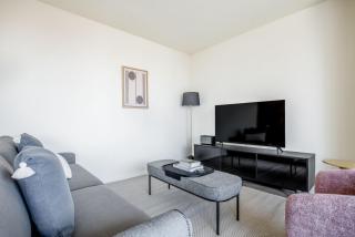 22@ 2br w balcony pool gym BCN-87 - 7