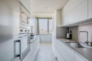 22@ 2br w balcony pool gym BCN-87 - 2