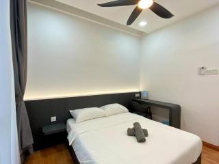 The Platino Modern Comfort Next to Paradigm Johor Bahur - 2