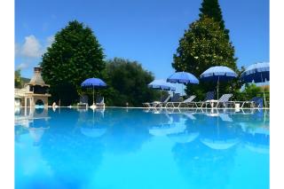 Apraos Bay Hotel - 0