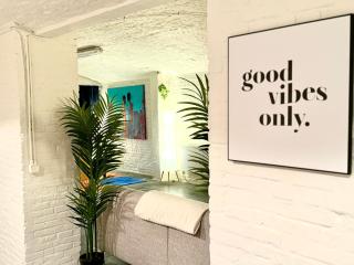 Spacious DownTown BXL Loft with Private Parking - 9