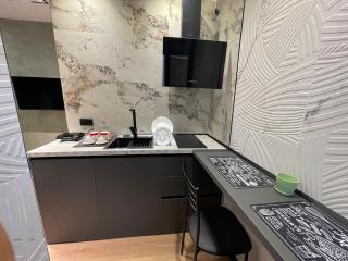 JT Tirana Studios - Green - 1