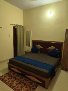 Shri Vaibhav Lakshmi - Varanasi - 2