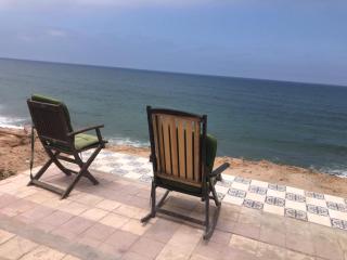 Grotte au bord de mer - 5