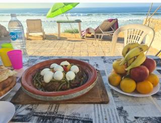 Grotte au bord de mer - 4