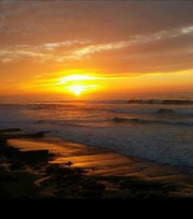 Grotte au bord de mer - 3