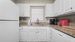 Seaside Beach & Racquet Club 5517 - 8