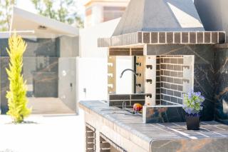 Hollywood Exclusive Villa, by TK Property Management - 1