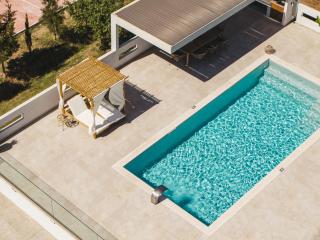 Valley View Villas, By TK Property Management - 8