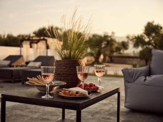 Cozy Aura Residence, by TK Property Management - 4