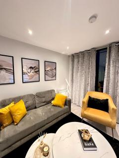 40 percent OFF Monthly Stays 2 Bed Modern Apartment near Piccadilly - Parking - Fast WiFi - 8