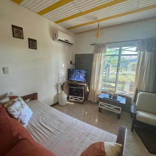 Escapada familiar con pileta y verde - 1