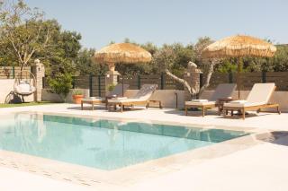 Porta Verde Luxury Residence, By TK Property Management - 9