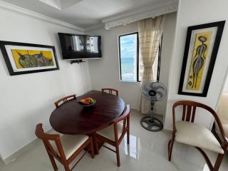 Apartamento en Bocagrande con vista lateral al mar ICDI - 3