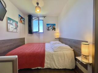 SK2706 Grand studio skis aux pieds Les Menuires - 7