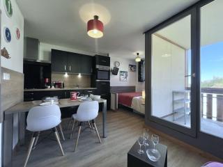 SK2706 Grand studio skis aux pieds Les Menuires - 4