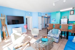 Shores of Panama 2220 - 2