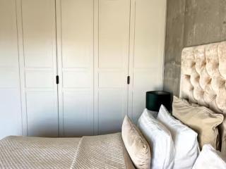 Reykjavik Penthouse Suite - 3