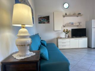 Casa Le Rocce con piscina condivisa - 8