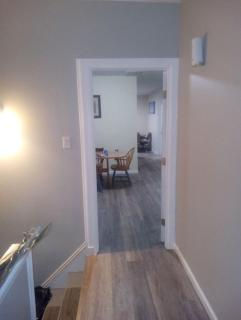 Cozy 3 Bedrooms Full Kitchen Smart TV - 4