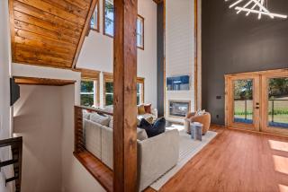 Secluded Cabin with Mountain Views Hot Tub Games - 8