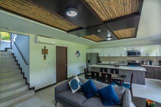 Relaxing Beach Oasis - Gated Community with Pool - Mini Golf - Walking Distance to Beach - 5