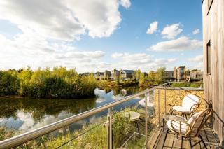 Minety Lake 17 ML17 Lower Mill Estate Cotswolds - 0