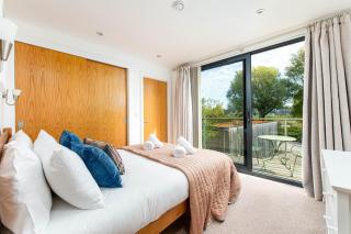 Minety Lake 17 ML17 Lower Mill Estate Cotswolds - 2