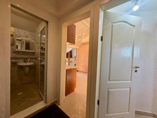 Prime Center - 1BDR Apt - Top Floor Next to the National Stadium & Sofia University - 8