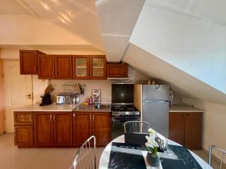 Prime Center - 1BDR Apt - Top Floor Next to the National Stadium & Sofia University - 5